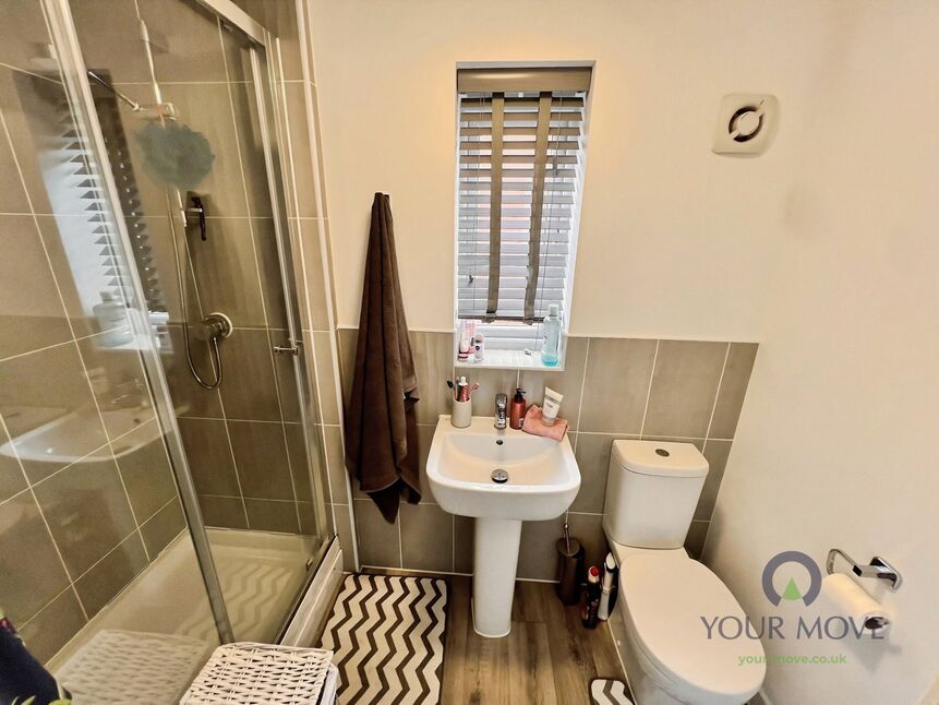 En-Suite Shower WC
