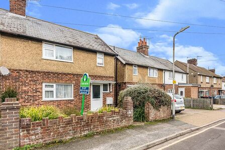 Salisbury Road, 3 bedroom Semi Detached House to rent, £1,500 pcm