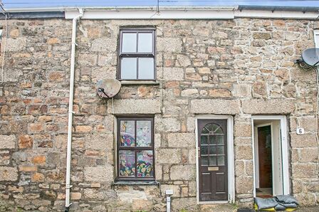 Albert Place, 1 bedroom Mid Terrace House to rent, £900 pcm