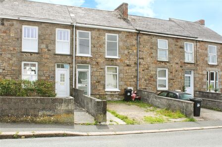 Fore Street, 3 bedroom Mid Terrace House to rent, £1,300 pcm