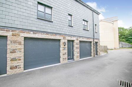 Treruffe Terrace, 2 bedroom House to rent, &pound;1,100 pcm