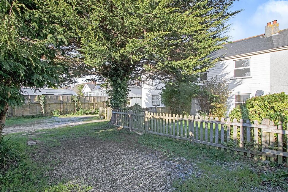 Main image of 3 bedroom Mid Terrace House to rent, Threemilestone, Truro, Cornwall, TR3