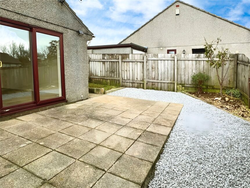 2 bedroom Detached Bungalow for sale, Treloweth Way, Pool, TR15 £250,000