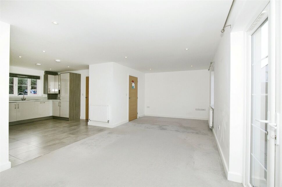 3 bedroom Semi Detached House for sale, Galingale Drive, Camborne, TR14