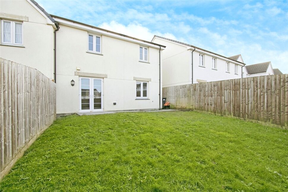 3 bedroom Semi Detached House for sale, Galingale Drive, Camborne, TR14 £250,000
