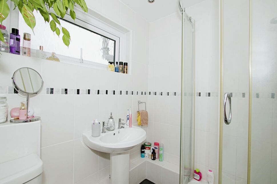 4 bedroom Detached Bungalow for sale, Bosvean Gardens, Paynters Lane