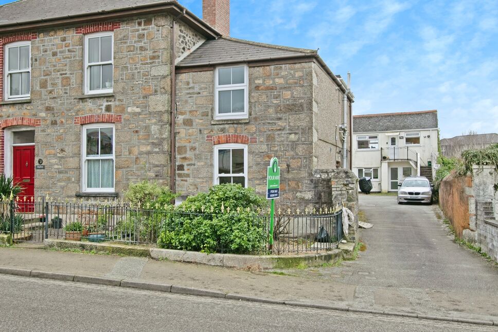 Main image of 1 bedroom Flat for sale, Tehidy Road, Camborne, Cornwall, TR14