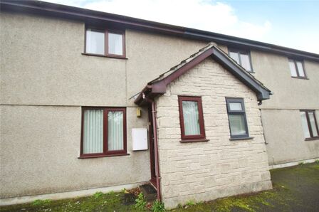 Guildford Road, 2 bedroom Mid Terrace House for sale, £189,950
