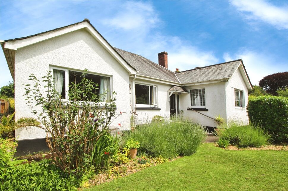 4 bedroom Detached Bungalow for sale