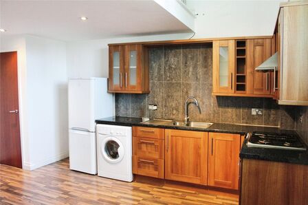 2 bedroom  Flat to rent