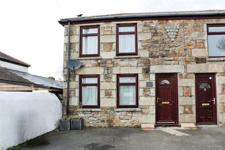 2 bedroom End Terrace House to rent