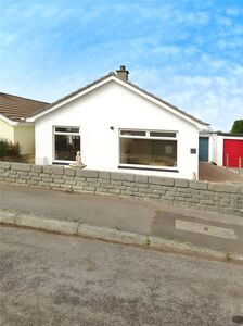 Tregrea Estate, 2 bedroom Detached Bungalow to rent, £1,300 pcm