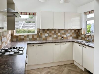 2 bedroom Semi Detached Bungalow to rent