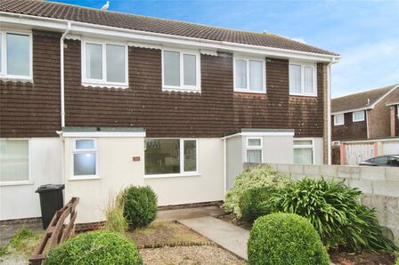 Tregarrian Road, 2 bedroom Mid Terrace House for sale, £99,950