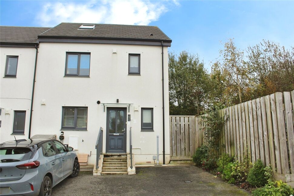 Main image of End Terrace House to rent, Church View Road, Camborne, Cornwall, TR14
