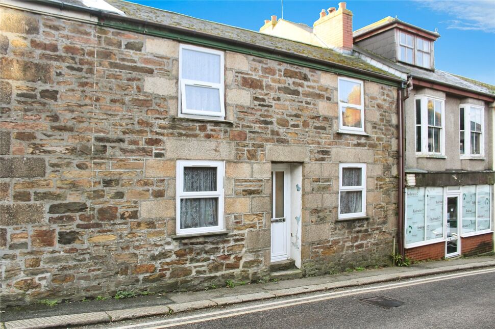 Main image of 2 bedroom Mid Terrace House to rent, Higher Fore Street, Redruth, Cornwall, TR15