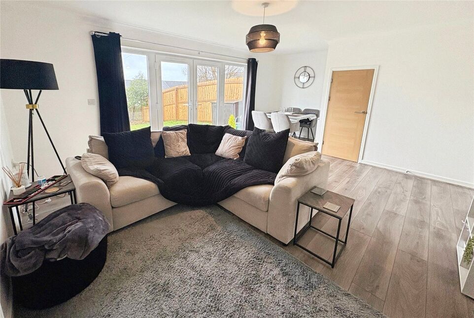 Lounge / Dining Room