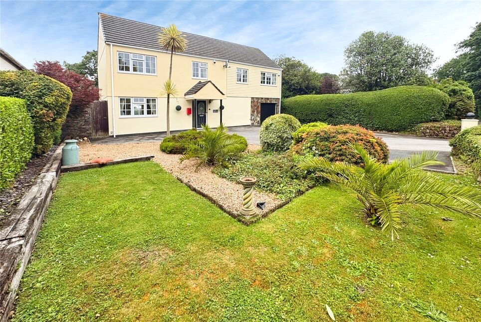 Main image of 4 bedroom Detached House for sale, Alexandra Road, Illogan, Cornwall, TR16