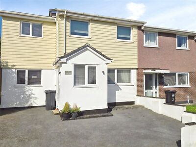 2 bedroom Mid Terrace House to rent