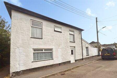 2 bedroom End Terrace House for sale