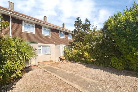 2 bedroom Mid Terrace House for sale