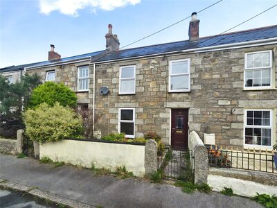 2 bedroom Mid Terrace Property to rent