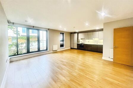 Stour Street, 2 bedroom  Flat to rent, £1,450 pcm