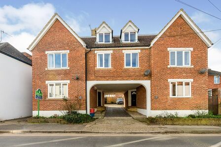 2 bedroom  Flat to rent