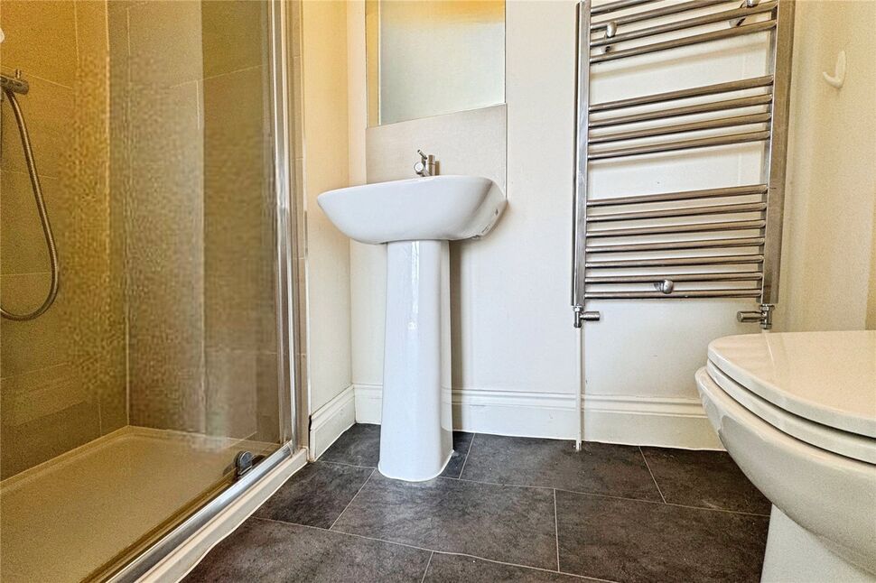 En-Suite Bathroom