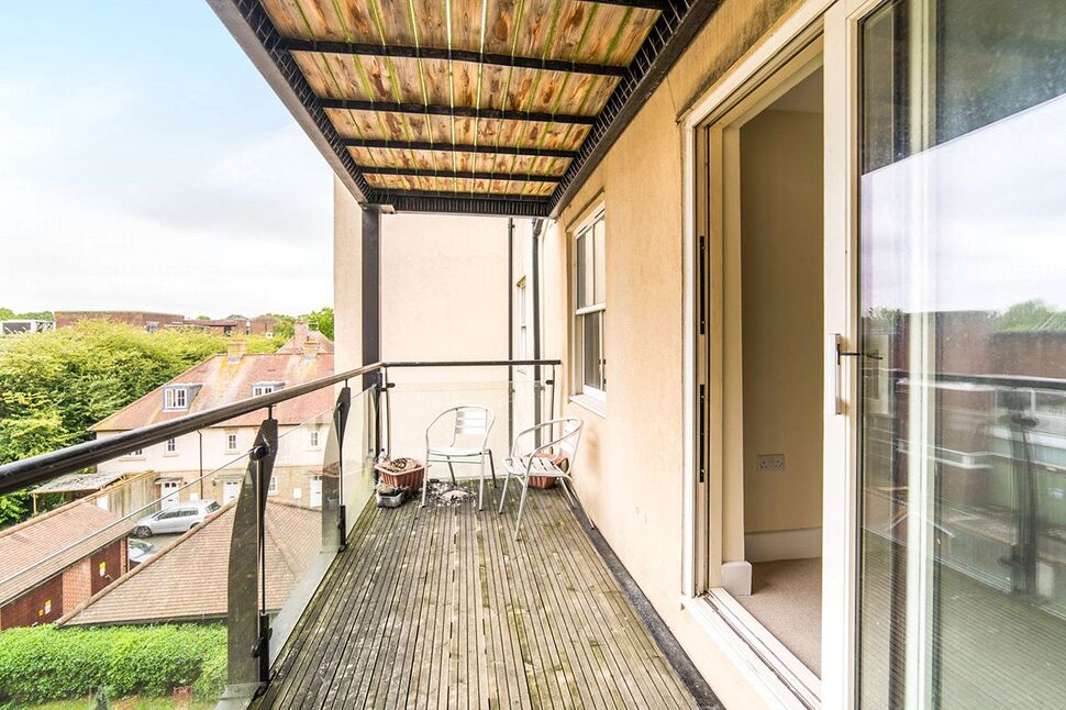 2 bedroom Mid Terrace House for sale, Jubilee Road, Littlebourne, CT3