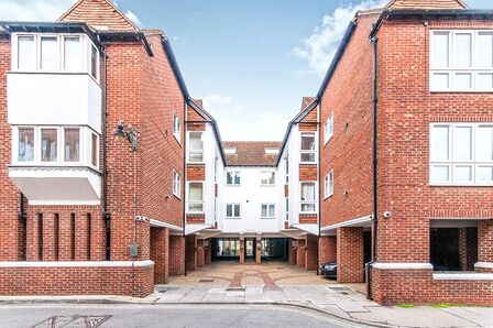 Stour Street, 2 bedroom Flat for sale, &pound;240,000
