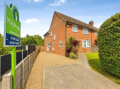 Ash Crescent, 4 bedroom End Terrace House for sale, &pound;280,000