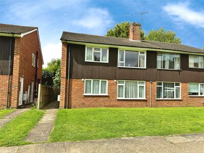 2 bedroom End Terrace Flat to rent