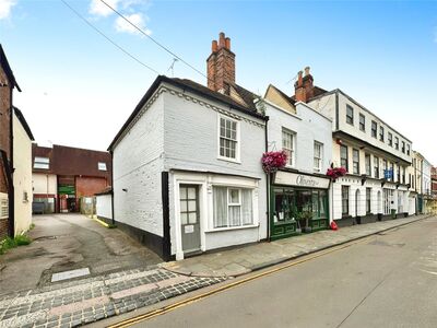 Northgate, 3 bedroom End Terrace House to rent, £1,385 pcm
