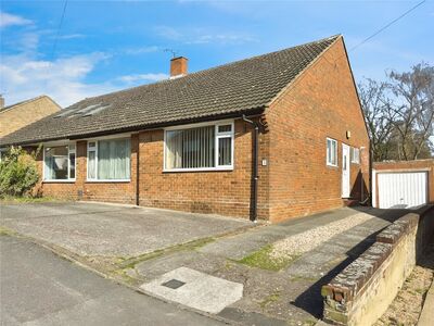 3 bedroom Semi Detached Bungalow for sale