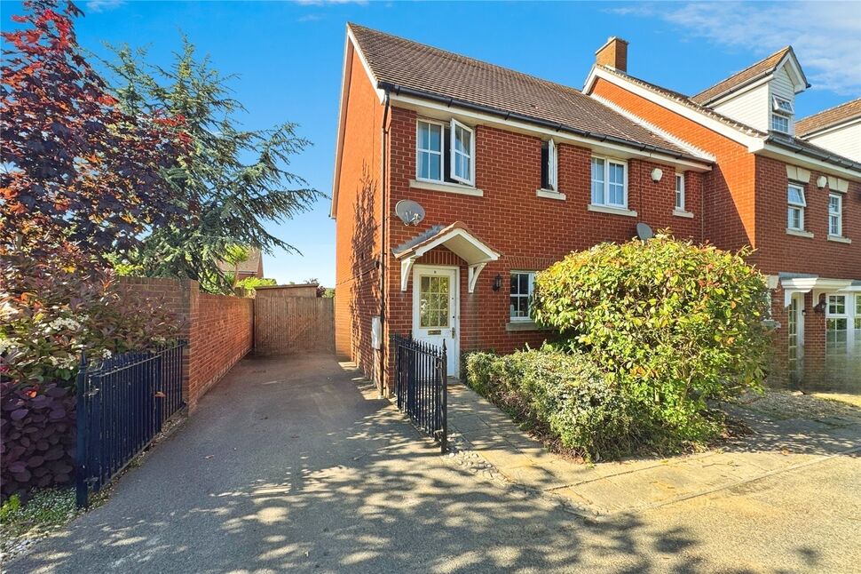 Main image of 2 bedroom End Terrace House to rent, Acacia Drive, Hersden, Kent, CT3