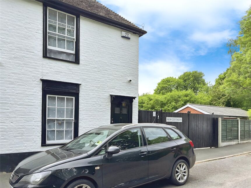 2 bedroom End Terrace House for sale