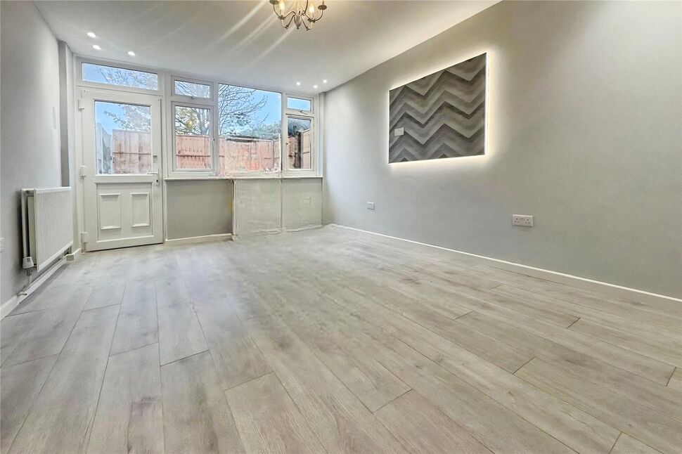 Main image of 4 bedroom End Terrace House to rent, Penshurst Close, Canterbury, Kent, CT2