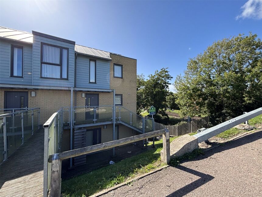 Main image of 3 bedroom End Terrace Flat for sale, Farleigh Road, Canterbury, Kent, CT2