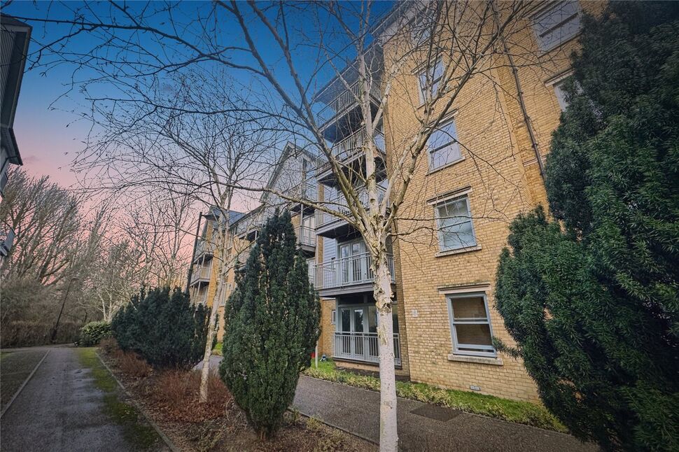 Main image of 3 bedroom Flat to rent, Bingley Court, Canterbury, Kent, CT1
