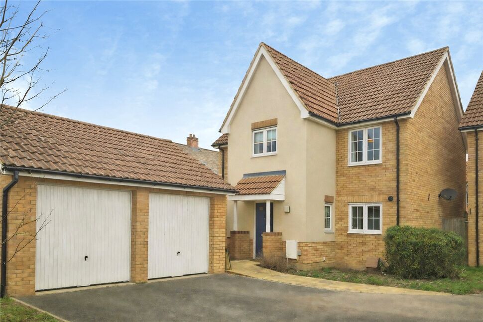 4 bedroom Detached House for sale