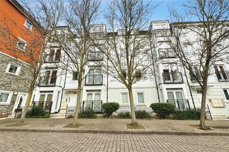 Old Watling Street, 1 bedroom Flat to rent, &pound;1,050 pcm