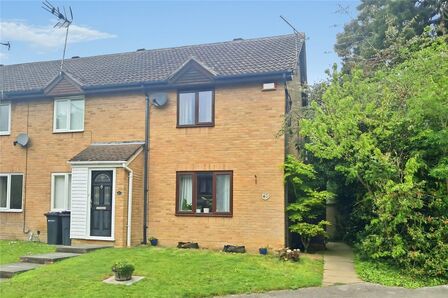 2 bedroom End Terrace House for sale