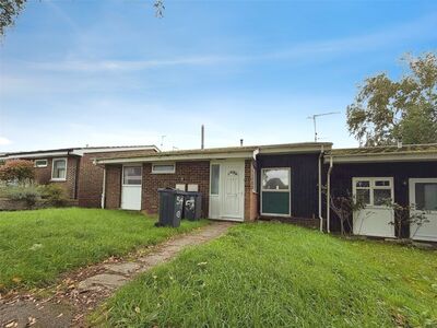 Ulcombe Gardens, 5 bedroom End Terrace Bungalow to rent, &pound;1,950 pcm