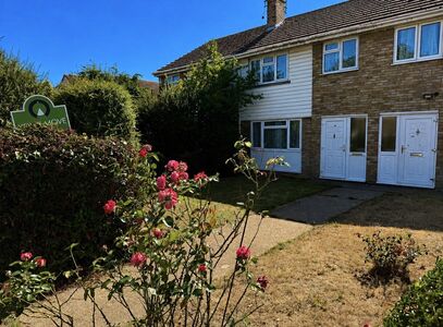 3 bedroom Mid Terrace House for sale