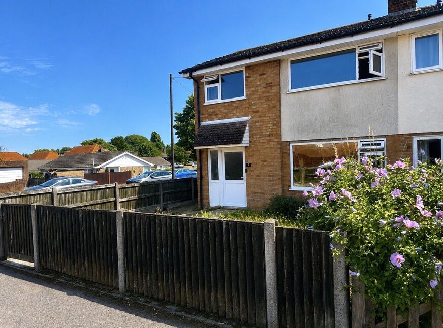 3 bedroom End Terrace House for sale