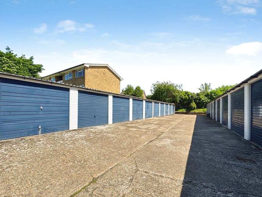 Garage En-Bloc