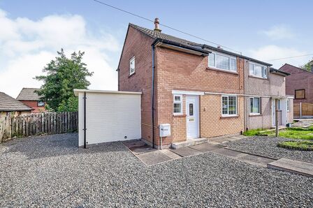 Carlisle, 2 bedroom Semi Detached House to rent, &pound;850 pcm