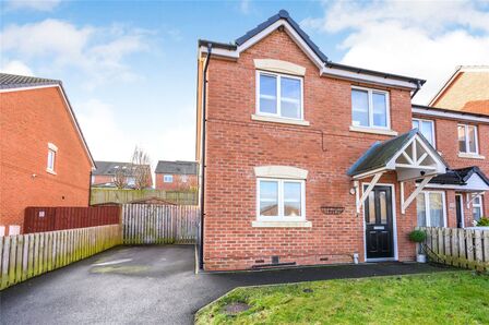 Thomlinson Avenue, 3 bedroom Semi Detached House for sale, £170,000
