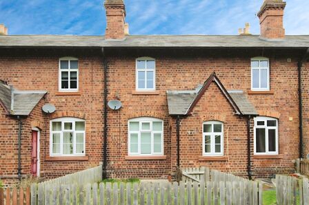 Petteril Terrace, 3 bedroom Mid Terrace House to rent, &pound;900 pcm